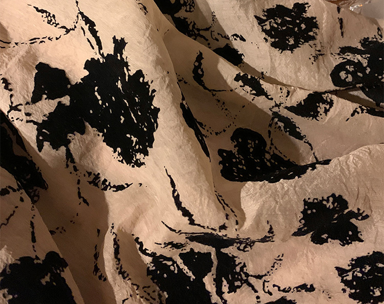 臺州金玨網布廠家帶您了解箱包網的植絨工藝(內部)